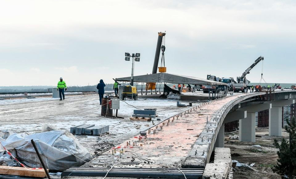 Завершается строительство части автомагистрали через Днепр в Запорожье, Укравтодор
