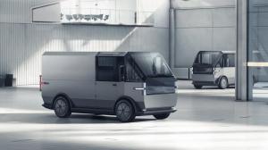 Canoo представив електричний, багатоцільовий вантажний фургон для доставки