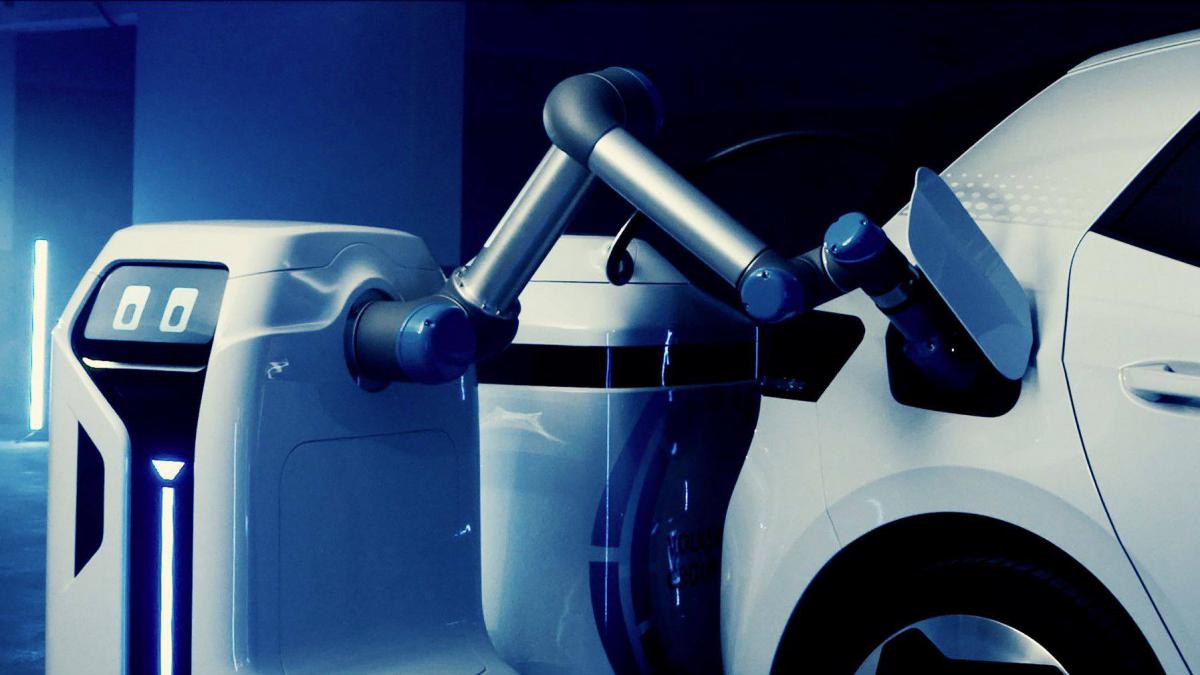 VW представив прототип автономного зарядного робота для електромобілів