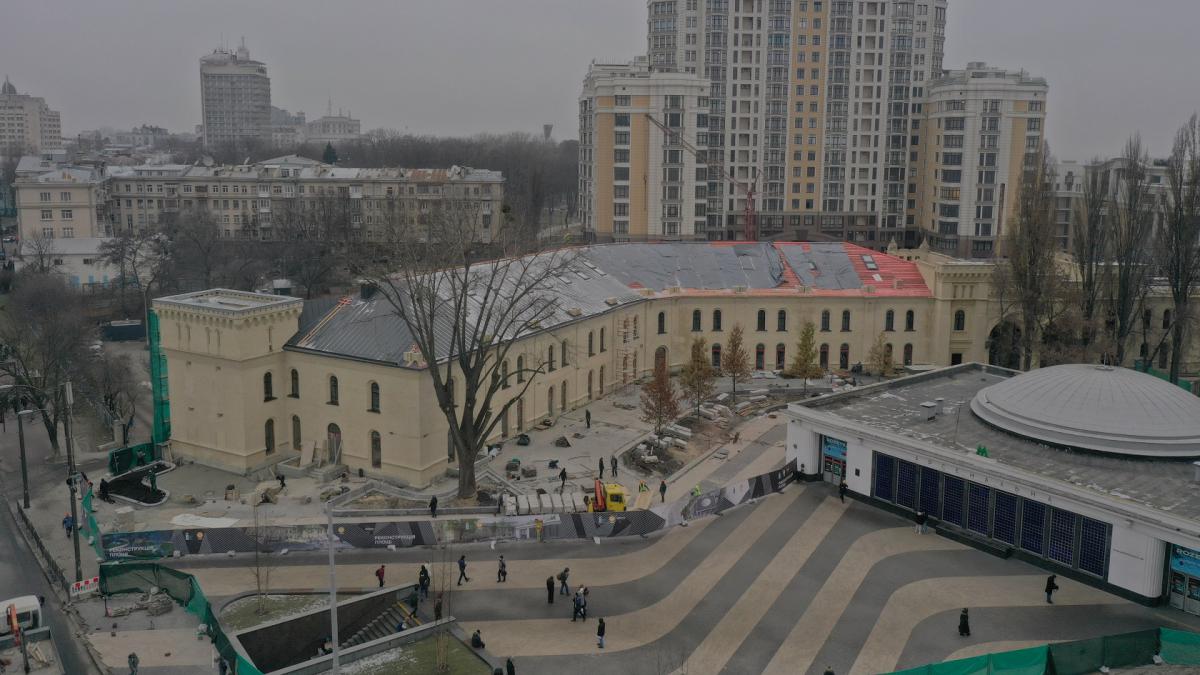 Девелоперская компания A Development завершила реновацию площади на Арсенальной в Киеве