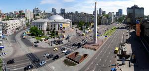 У Києві оновлять площу Перемоги та Амурську