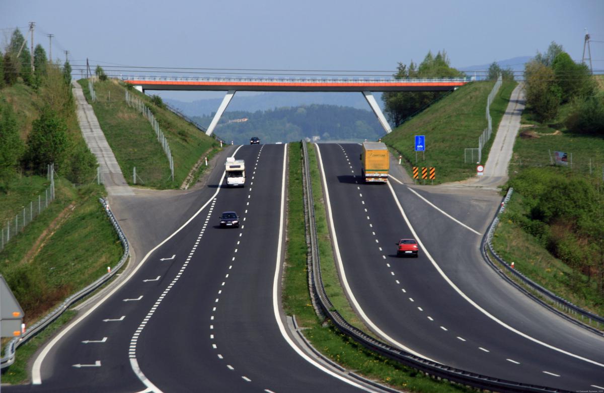 Україна у 2021 році розпочне реалізацію першої концесійної дороги