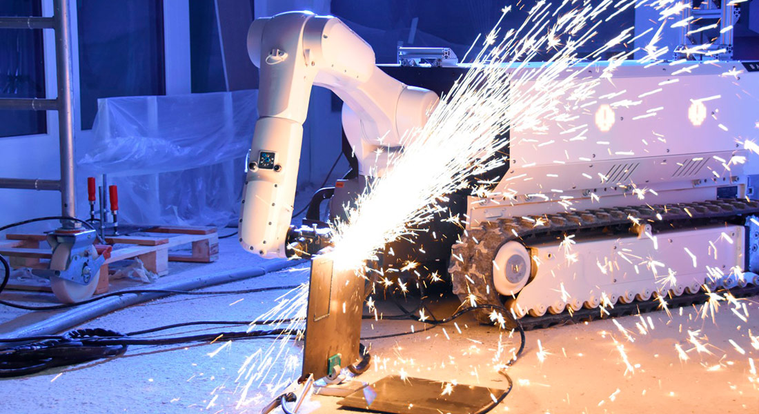 В Австрии представили прототип современного робота-строителя