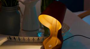 Екологічні настільні лампи з апельсинових кірок виготовляють в Італії