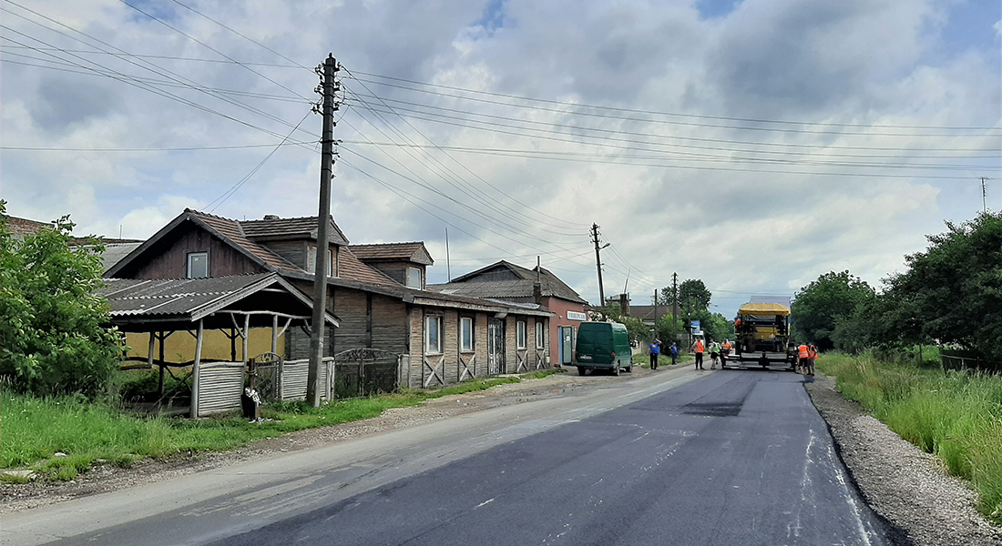 На Тернопольщине стартовал ремонт участка дороги Т-09-03, самой разрушенной в области