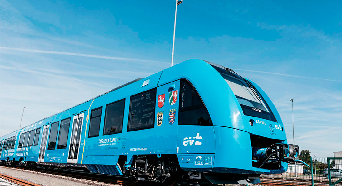 В Польше представили первый водородный поезд Alstom – он проезжает 1000 км на одной заправке