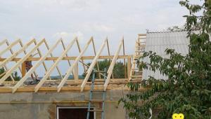 На Херсонщине отстроили почти 1000 домов в рамках программы "Бок о бок"