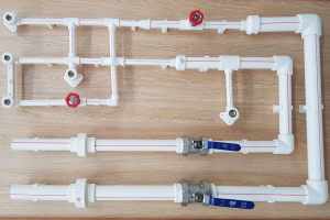 Типы пластиковых водопроводных труб: ПВХ и полипропиленовые