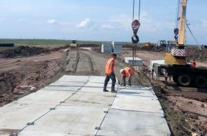 Влаштування тимчасових доріг на період будівництва складів