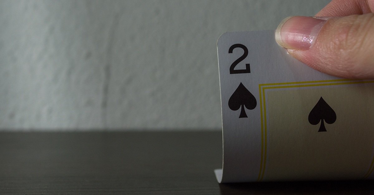 Двійка пік: карта з тисячами значень у грі, Таро та повсякденному мовленні