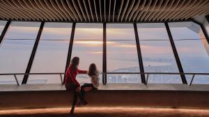 Реновація оглядового майданчика CN Tower: архітектура, натхненна життям Канади