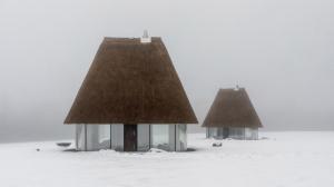 Скло та солома: як YOD Group переосмислили українську хату у XXI столітті