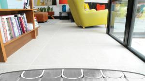 Накладна тепла підлога: найкраще рішення для ремонту без розкриття підлог?