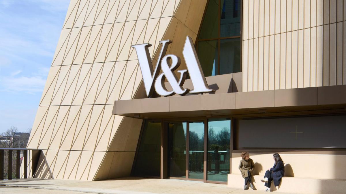 «Дорогоцінний камінь» Лондона: музей V&A East від O'Donnell + Tuomey